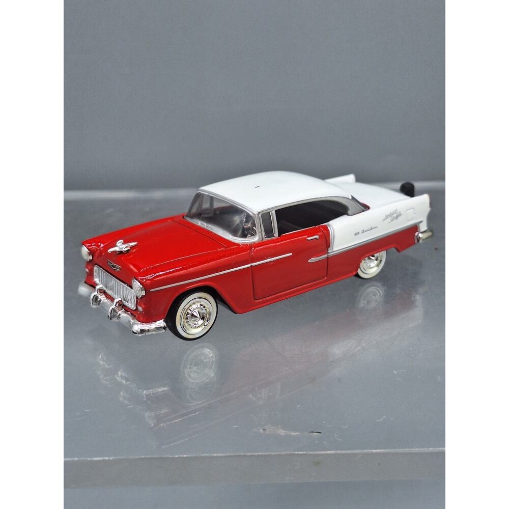 MotorMax 1955 Chevrolet Bel Air Hardtop. American Graffiti. 1/42 Scale Die Cast